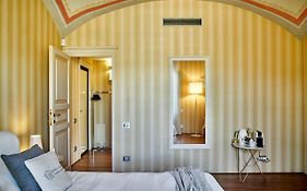 B&B Le Logge Luxury Rooms