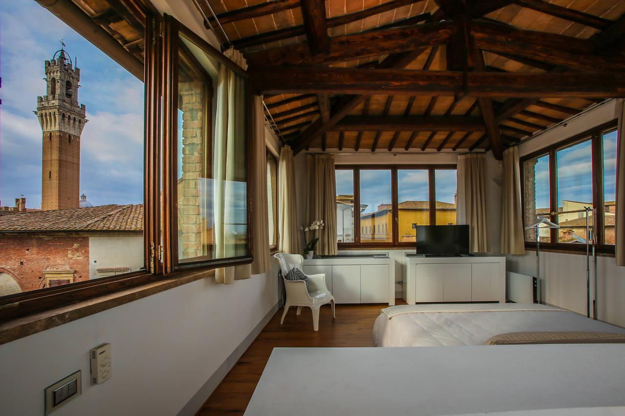 B&B Le Logge Luxury Rooms Sienne Extérieur photo